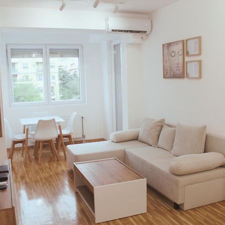 Magnolia Apartment Szkopje Kültér fotó